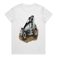Sprints on the Track – Race Car Graphic T-Shirt for Motorsport Fans