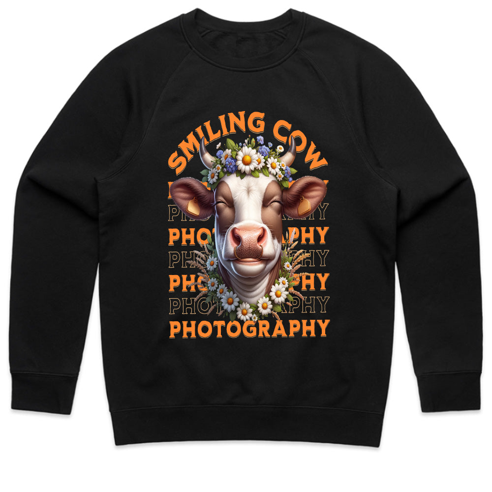 Floral Moo-ment: Smiling Cow Photography Tee