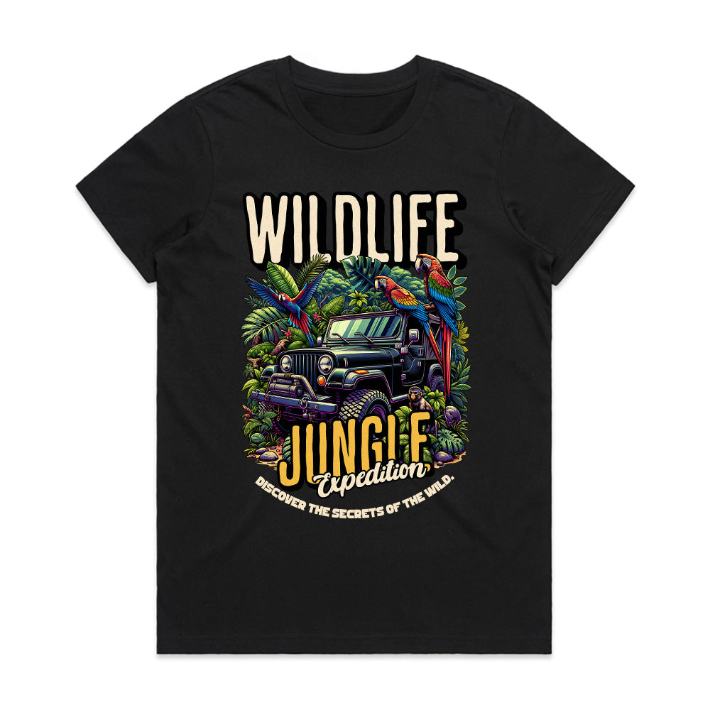 Wildlife Jungle Expedition: Adventure Safari T-Shirt