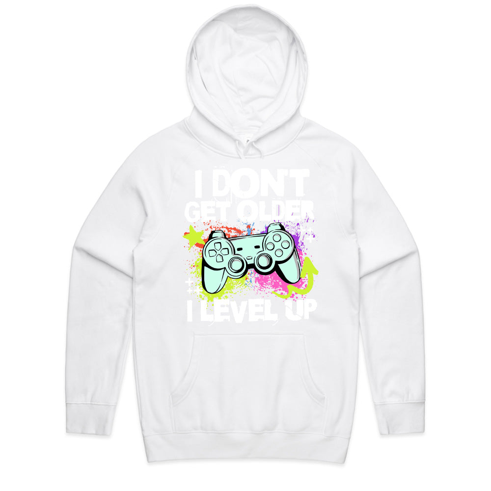I Don’t Get Older, I Level Up - Fun Gamer Birthday T-Shirt