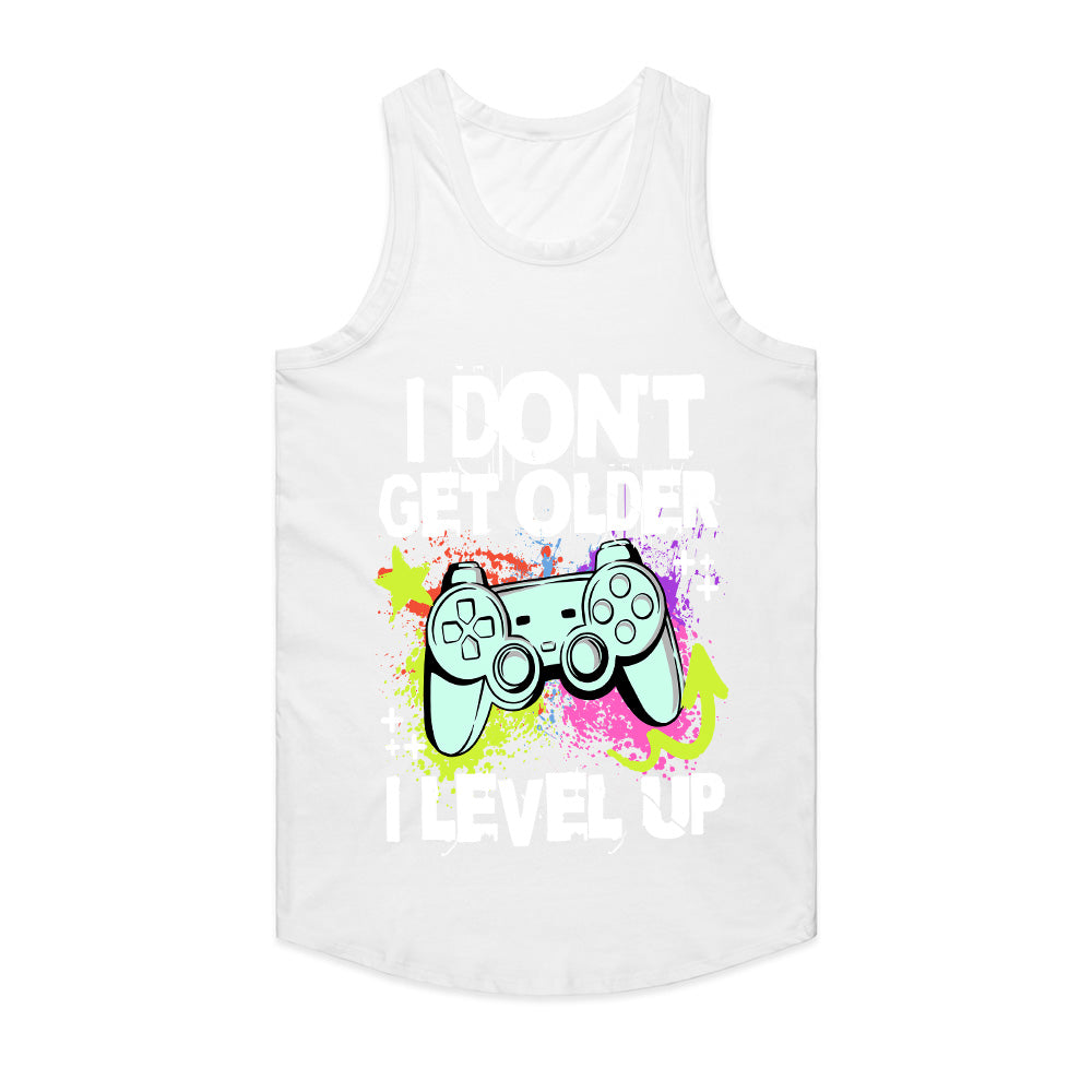 I Don’t Get Older, I Level Up - Fun Gamer Birthday T-Shirt