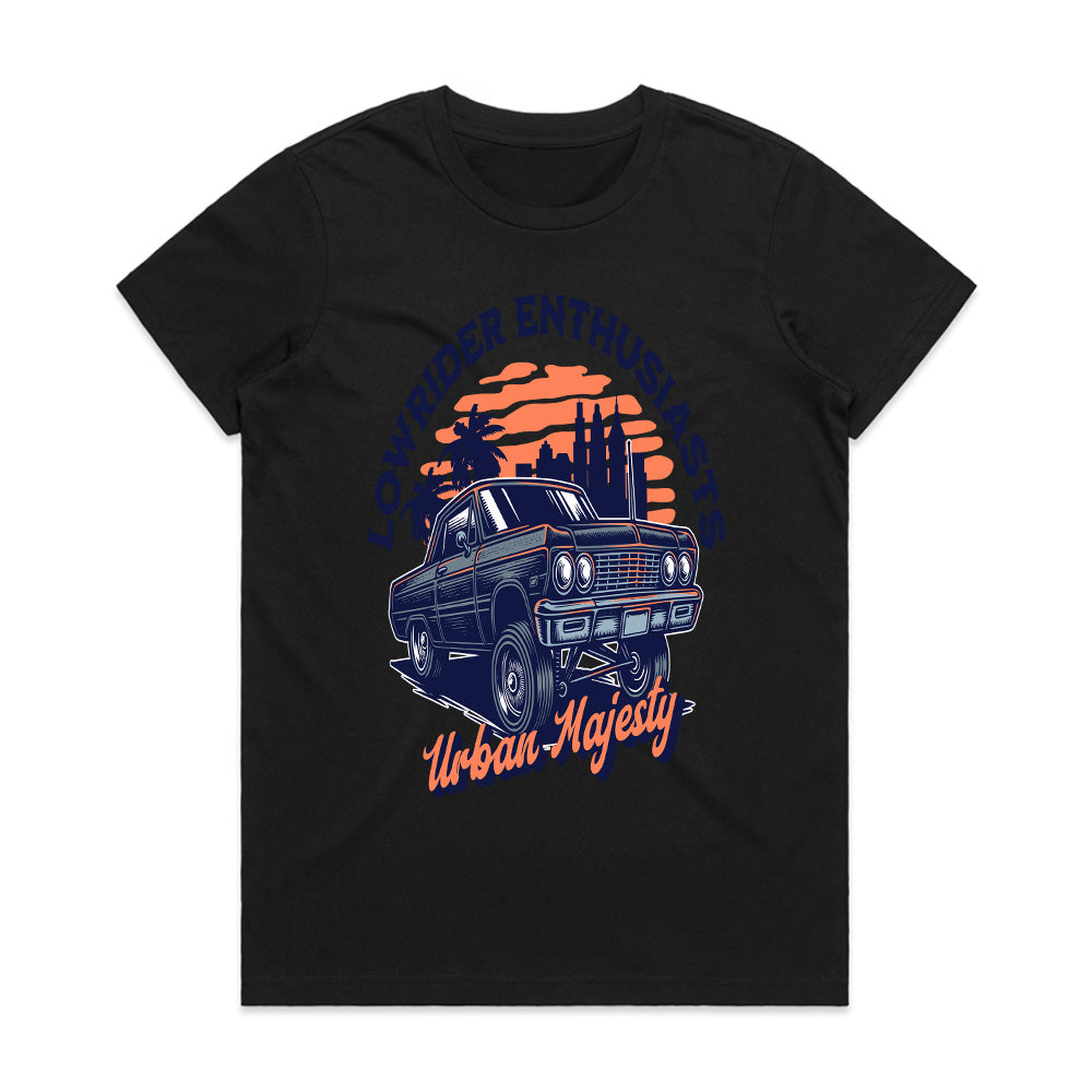 Lowrider Majesty – Classic Urban Streetwear T-Shirt