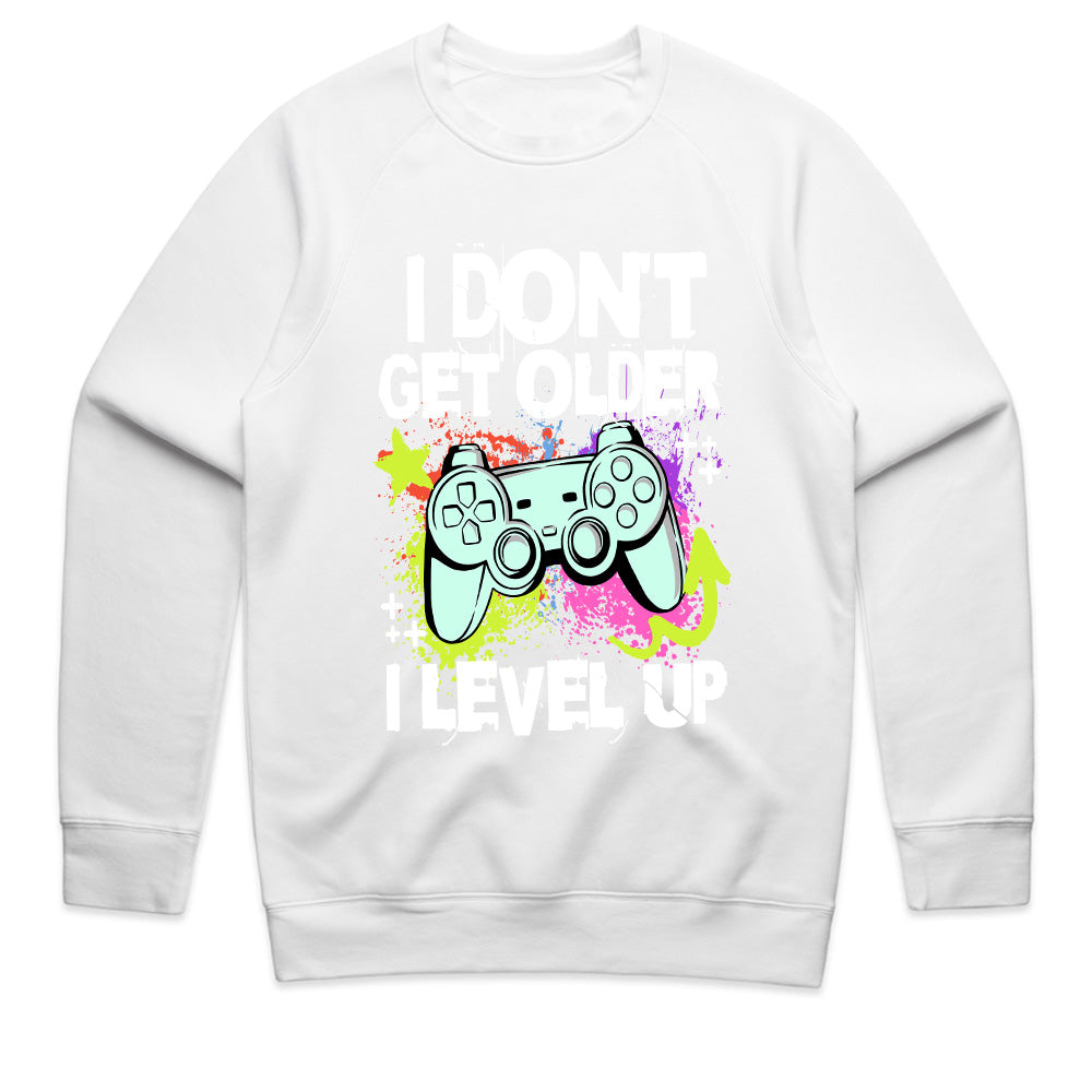 I Don’t Get Older, I Level Up - Fun Gamer Birthday T-Shirt